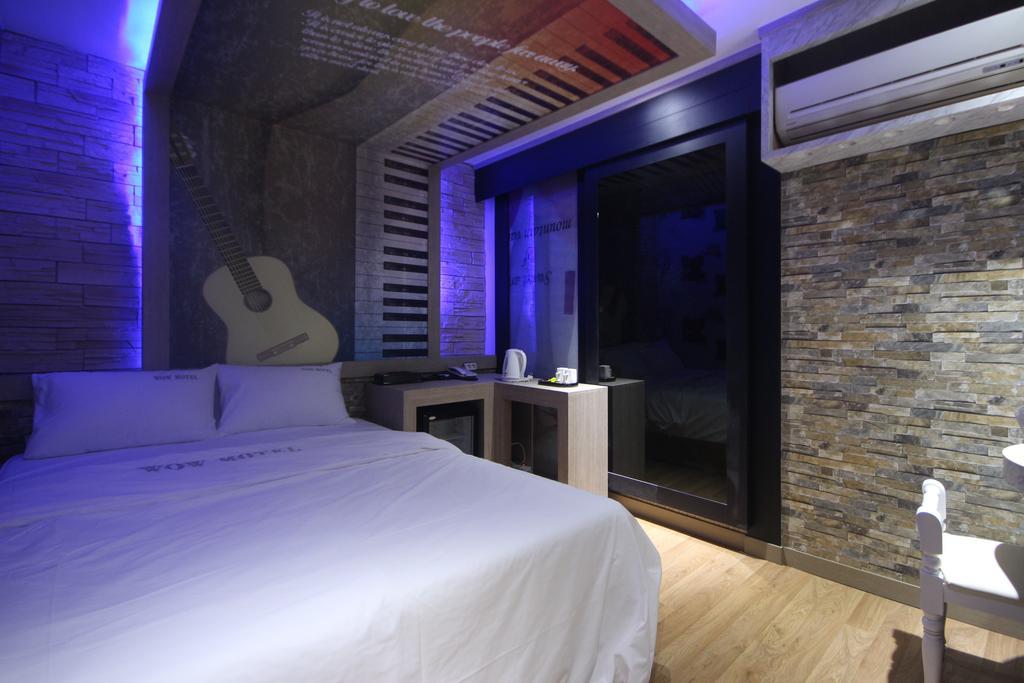 Pohang Wow Motel Bagian luar foto